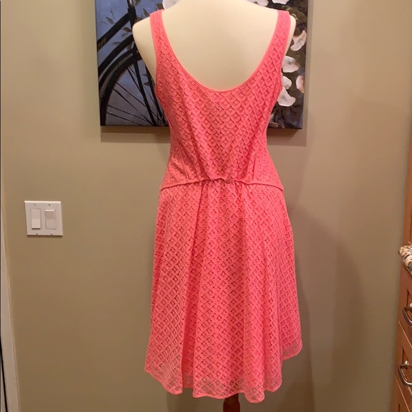 Studio M coral lace dress size L - Picture 3 of 8